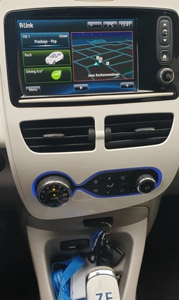 Renault Zoe cena 35500 przebieg: 91000, rok produkcji 2016 z Karczew małe 79